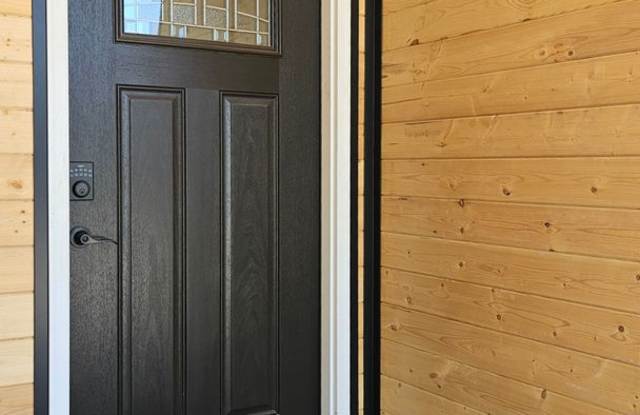 3-Bed, 2-Bath Newer Construction Rancher Located in Midtown CDA Gallery 3