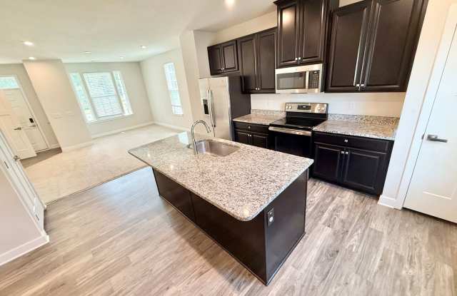 ***RENT READY-Minutes from the Base, Casino, and Ship Yard!”** photos photos
