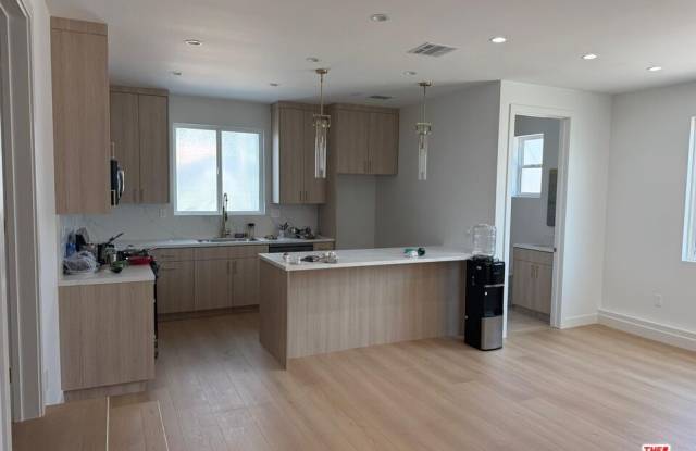 16036 Acre St photos photos