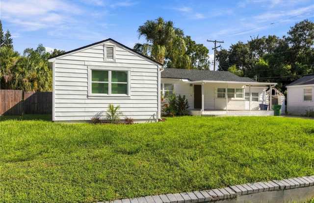 1517 W RIVER SHORE Way Gallery 2