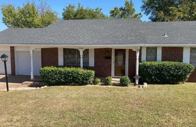 6300 N Wildewood Drive photos photos