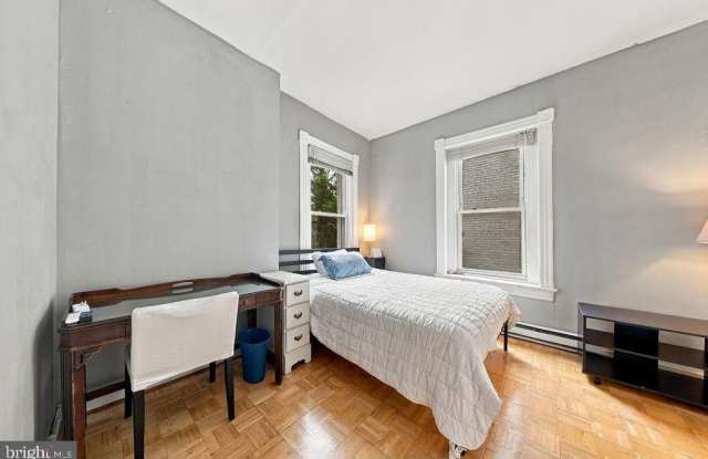 2149 N Street NW Gallery 1