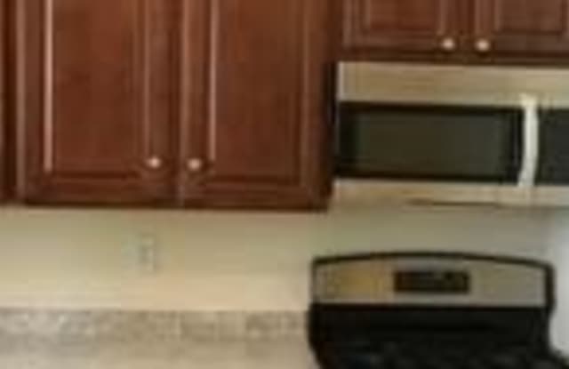 802 RADNOR AVENUE photos photos