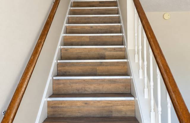 4938 Log Cabin Drive Gallery 3