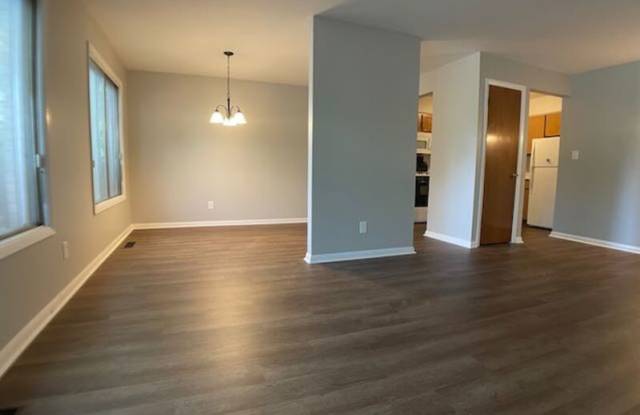 911 North Sheridan Road - A2 Gallery 4