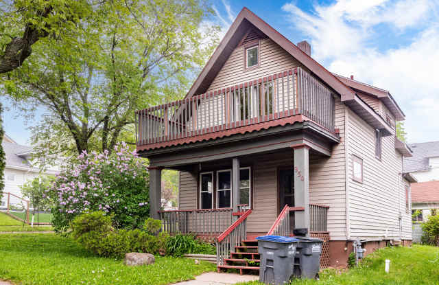 930 N 12th Ave E photos photos 930 N 12th Ave E photos photos