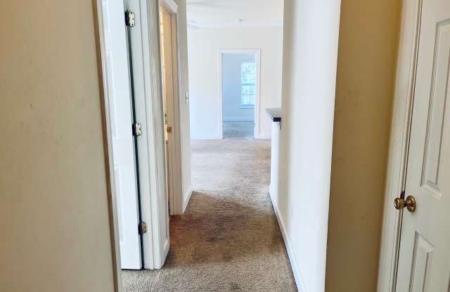 2057 Silvercrest Dr Unit H Gallery 3