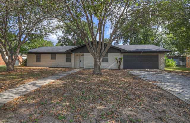 153 SWAN DR Gallery 1