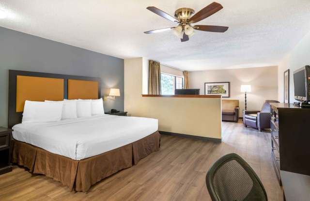 Furnished Studio - Scarborough photos photos