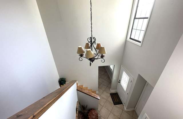 483 11TH Avenue S Gallery 2