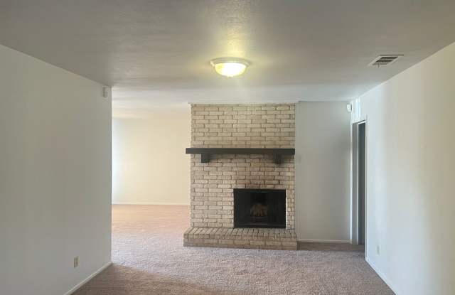 2201 Wheeler Circle - Call LONGHORN PROPERTIES @ 254-526-0382 FOR DETAILS Gallery 4