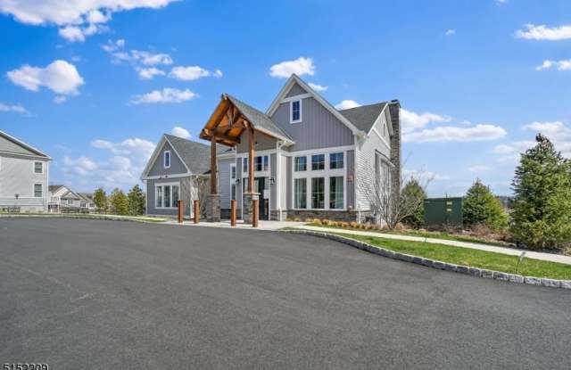 210 Aspen Drive Gallery 3