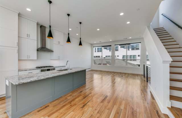 5927 Lindell Avenue Gallery 2