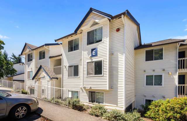 Prime Location Near Lake Washington – Updated 2 Bedroom Condo! photos photos Prime Location Near Lake Washington – Updated 2 Bedroom Condo! photos photos