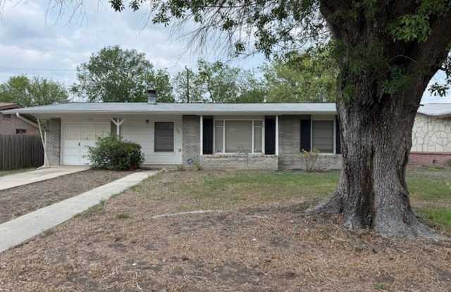 539 RADIANCE AVE photos photos