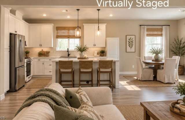 5843 Sleepy Willow Street Gallery 4