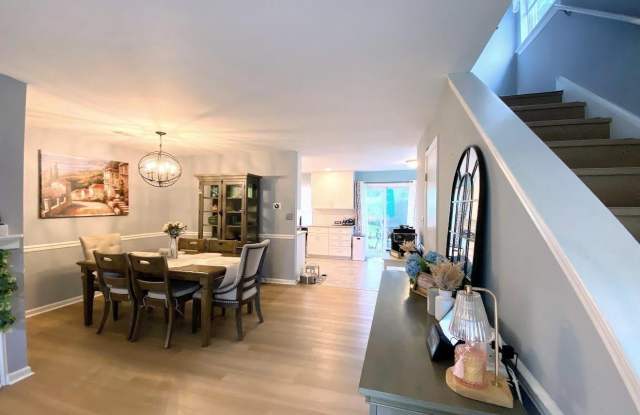 1220 TIMOTHY Lane Gallery 3