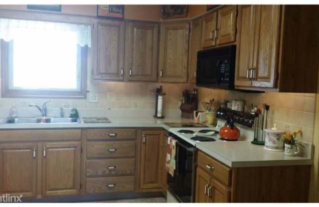 1252 Fox Trail Dr E Gallery 3