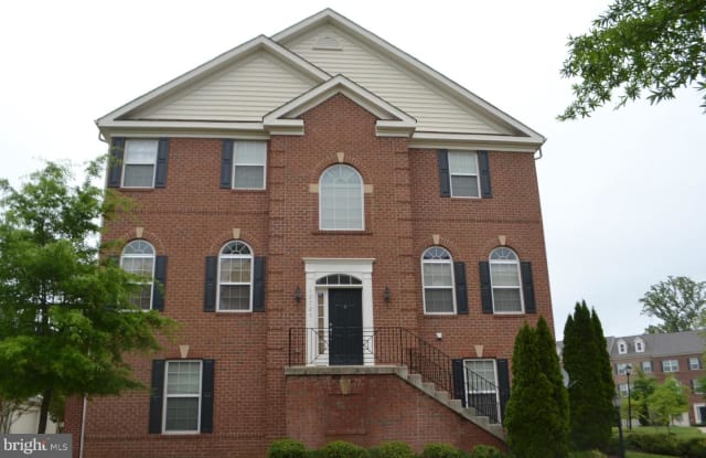 12725 GLADYS RETREAT CIR #105 - 12725 Gladys Retreat Circle, Fairwood, MD 20720