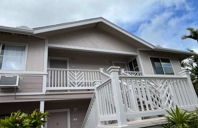 Northpointe Townhouse - upstairs unit 2 bedrooms, 2 baths, 2 parking - Avail 10/20/26 Gallery 1