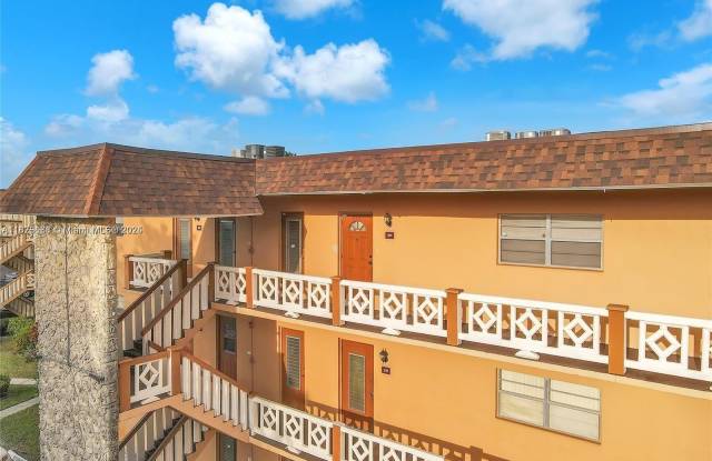 5011 W Oakland Park Blvd photos photos