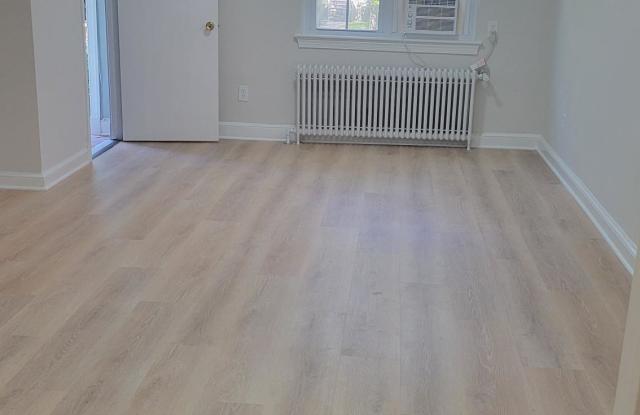 319 South Carolina Avenue SE - 1 Gallery 2