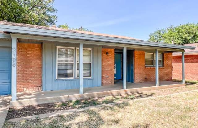 Spacious 3 bed 2 bath in Central Lubbock Gallery 3
