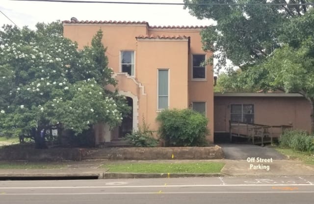 326 E Mistletoe Ave - 326 East Mistletoe Avenue, San Antonio, TX 78212