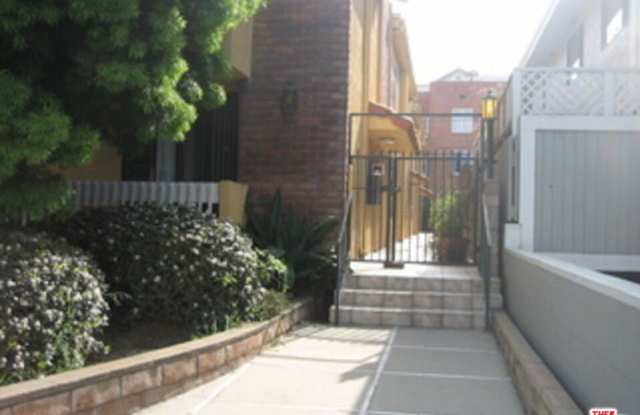 1010 4th St - 1010 4th Street, Santa Monica, CA 90403