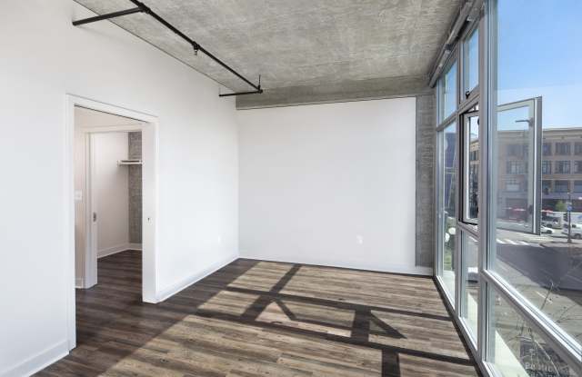 Vela Gallery 3
