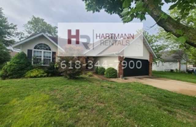 Three Bedroom Two Bath Ranch Home in Troy, IL! photos photos