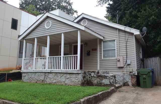 1076 Center St NW - 1076 Center Street NW, Atlanta, GA 30318