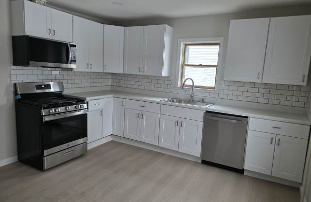 204 Tucker Ave - 204 Tucker Avenue, Onondaga County, NY 13057