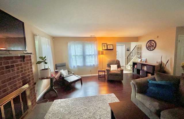 276 Stone Ridge Drive Gallery 3