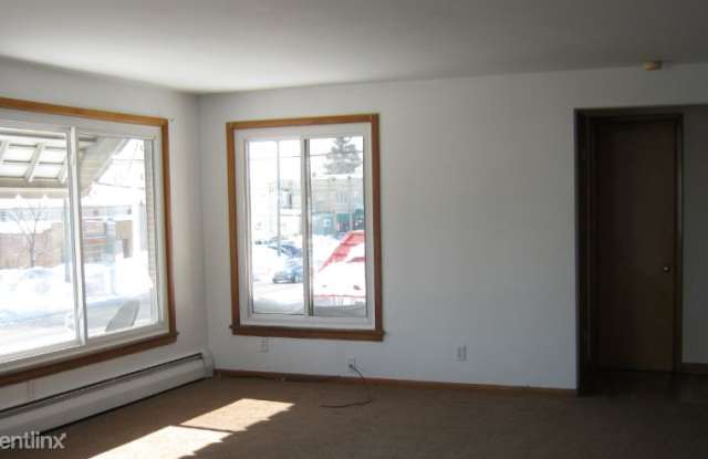 5026 Broadway St. Upper Gallery 2