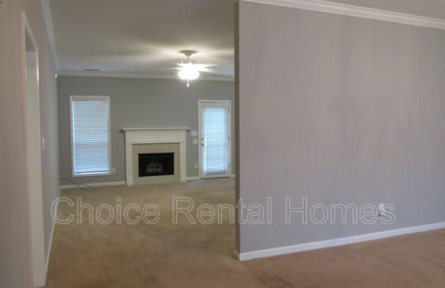 102 Aaron Parc Ct photos photos