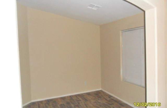 15236 W Melvin St Gallery 3
