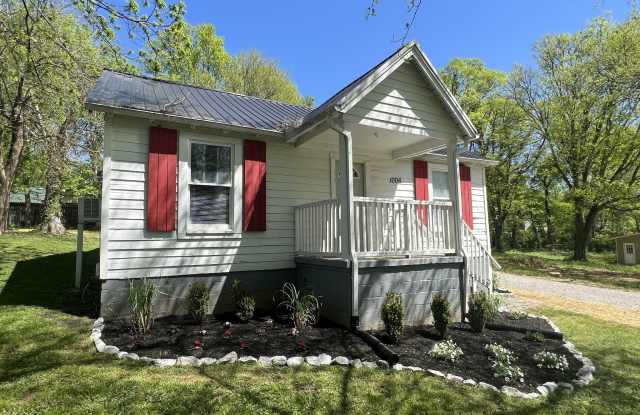 1006 Adair Street photos photos