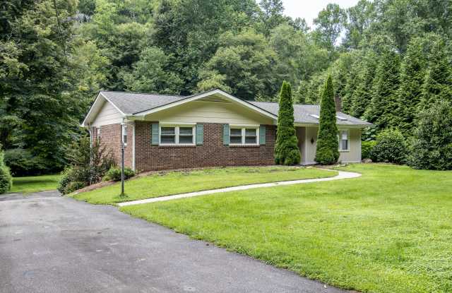 493 Kings Creek Road Gallery 2