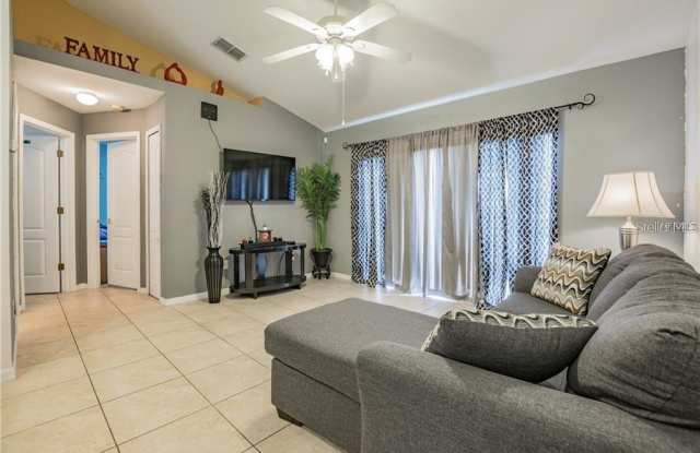 7310 NEWHALL PASS LANE Gallery 4