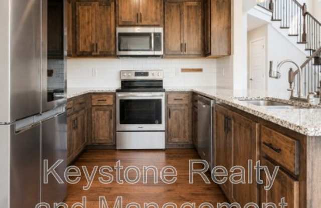 384 Wingfield Drive Gallery 3