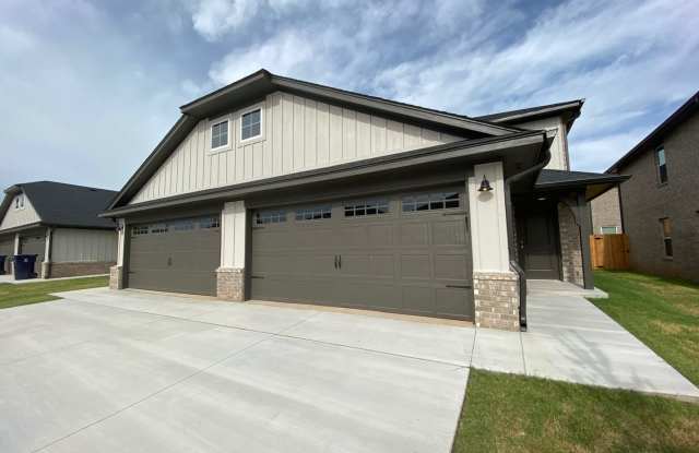 4/2/2 in Oakdale Schools 122nd & Coltrane* Gallery 3