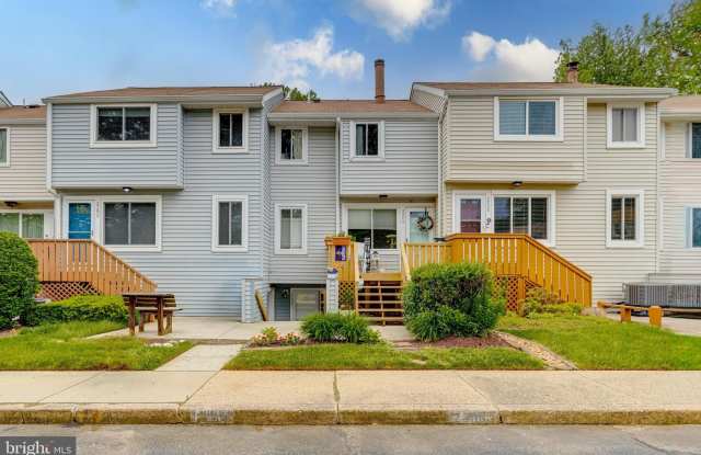2204 NOTELY LANE - 2204 Notely Lane, Crofton, MD 21114