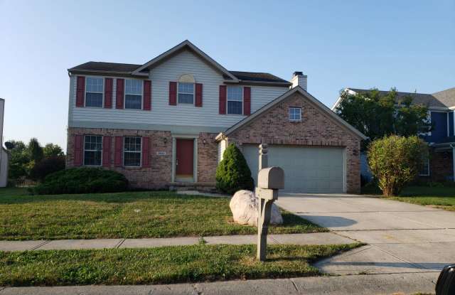 9935 Wellsford Circle - 9935 Wellford Circle, Lawrence, IN 46236