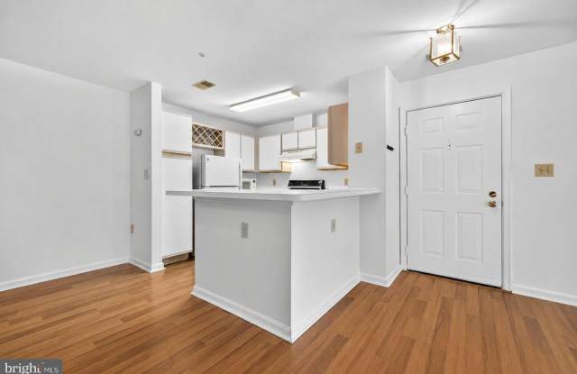 3109 RIVER BEND Court Gallery 4