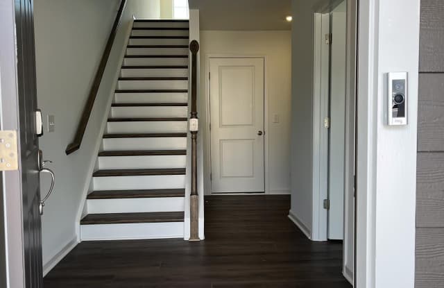 1417 Jay Road Gallery 2