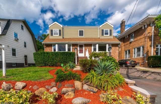 155 Oakland Rd - 155 Oakland Road, Essex County, NJ 07040