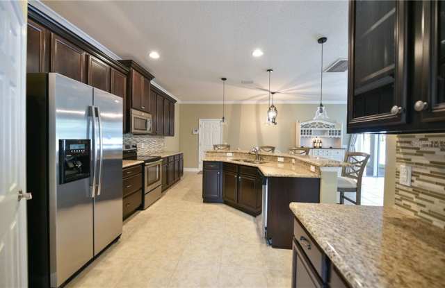 717 LANGSTON COURT Gallery 3