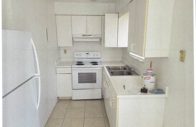 4927 CORONADO PKWY UNIT 1 Gallery 4