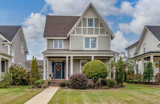 4 bedroom home located in The Townes of North River Gallery 1